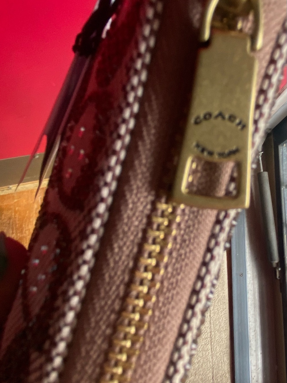 Coach Crystal Signature Plaza 22 Jacquard Shoulder sold out on Coach site NWT - Picture 13 of 15